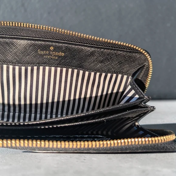 kate spade new york Cameron Street Lacey Leather Wallet - Picture 14 of 15